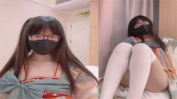 高价私人订制！极品眼镜萌妹古风猫耳娘，白丝包裹粉嫩小穴一览无余